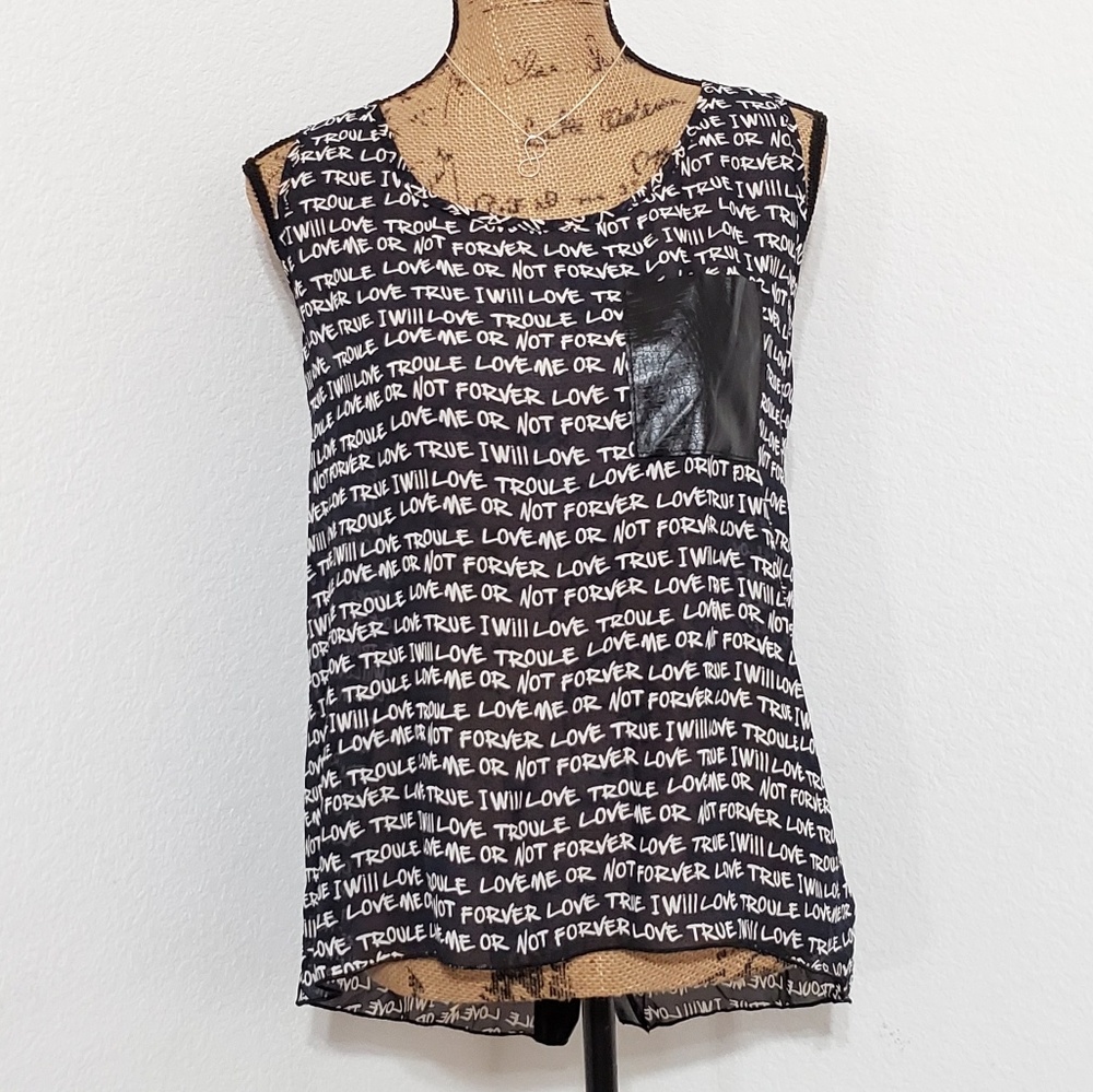 Script graphic sheer sleeveless tank•black & white•sz.Sm